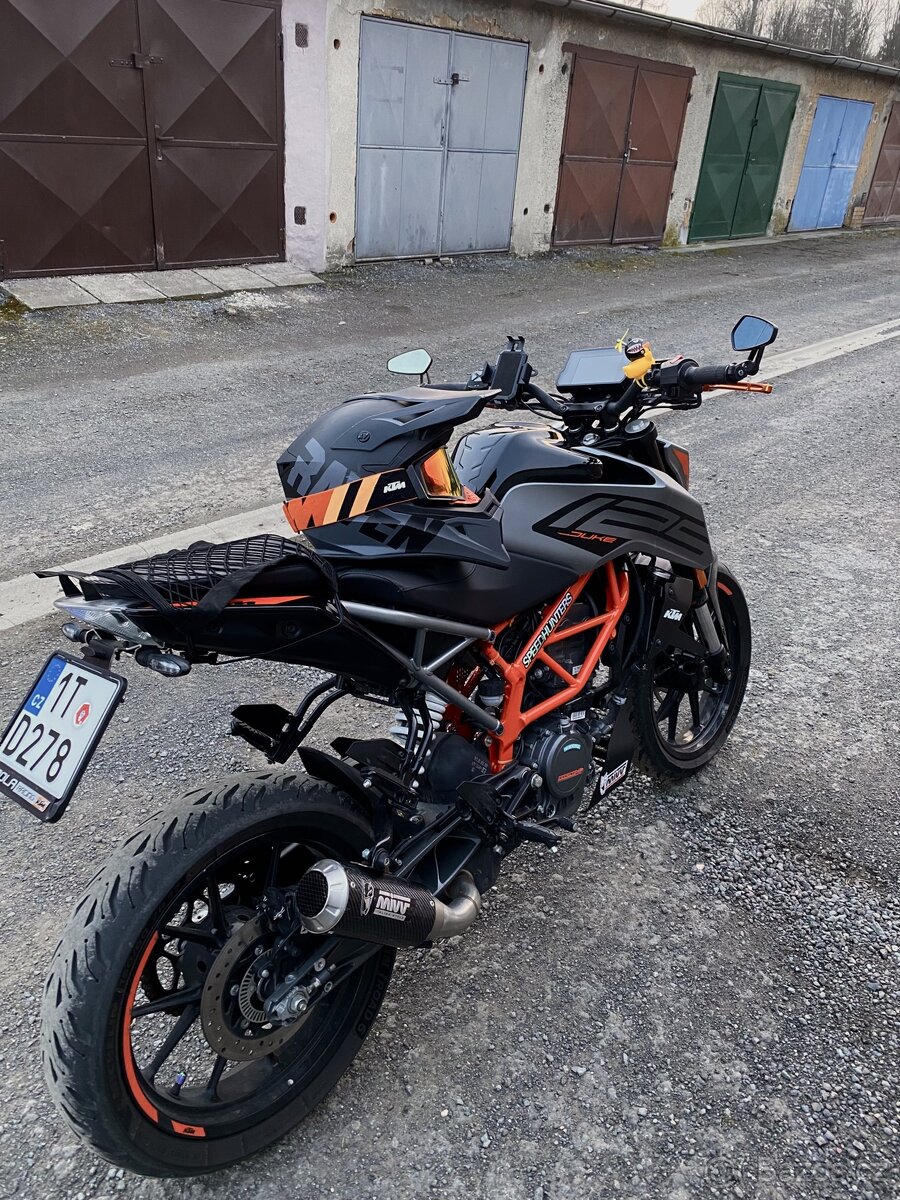 KTM Duke 125 rv2022