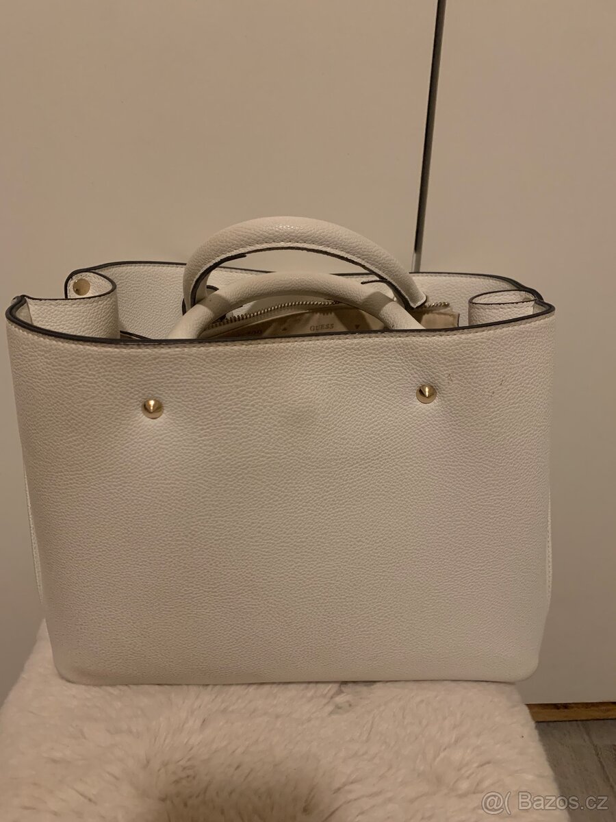 Bílá kabelka Guess - 4