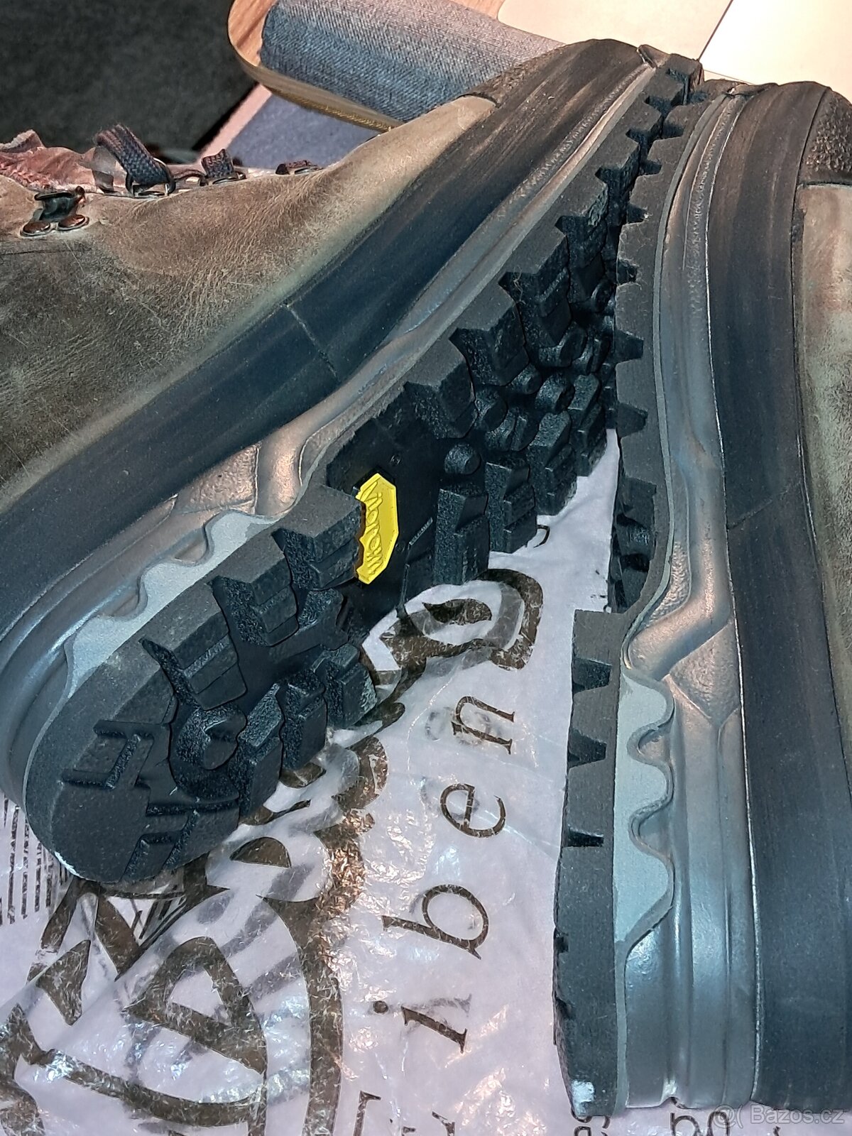 Turistické pohory Meindl vel.41-42 kožené, šíře H - 4