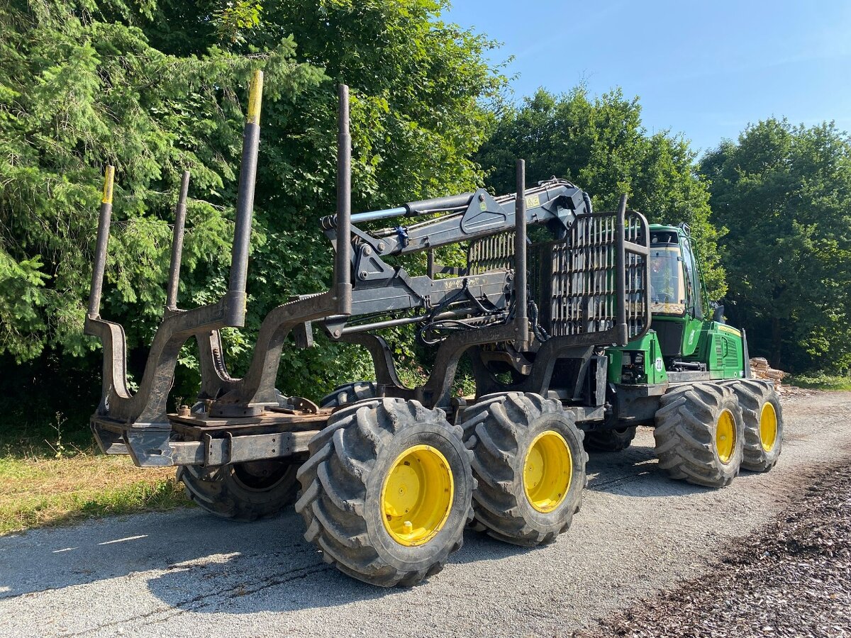 Vyvážecí souprava JOHN DEERE 1210E - 4
