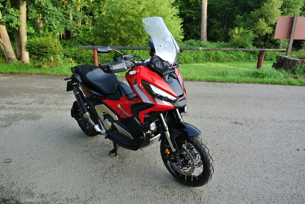 Honda X-ADV 750 - 4