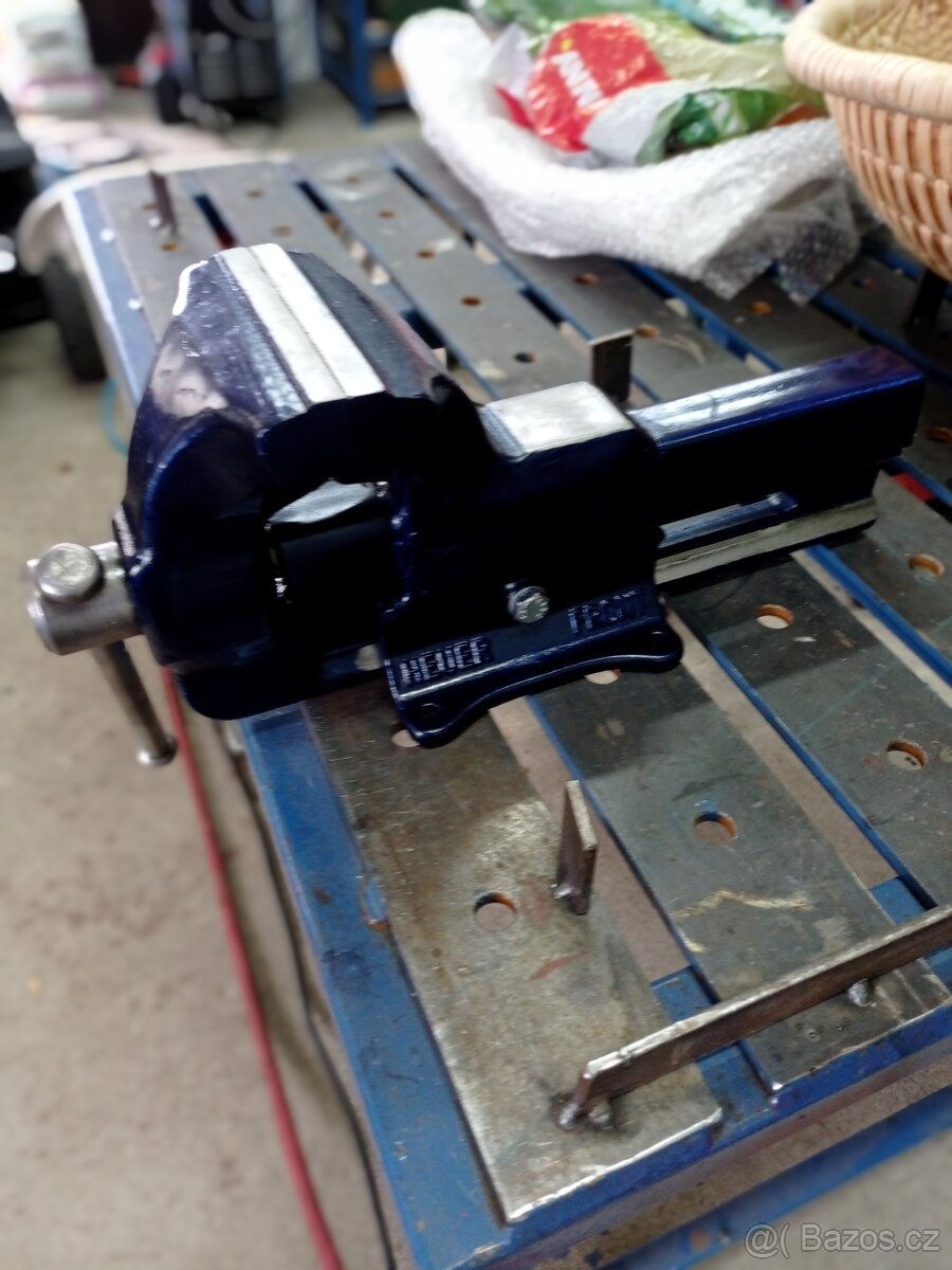 Svěrák Heuer front - 4