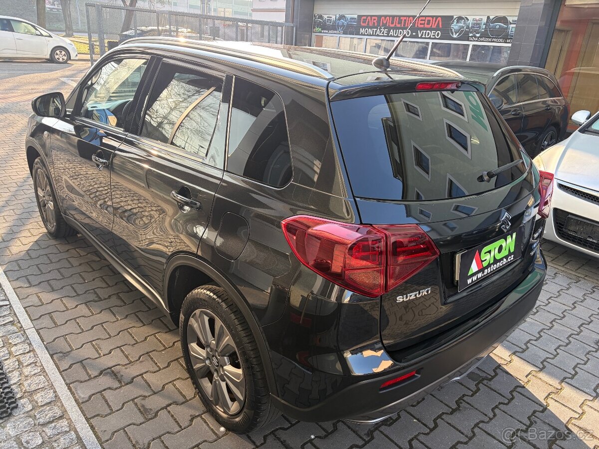 Suzuki Vitara 1,4i - hybrid,4x4,serviska,Comfort - 4