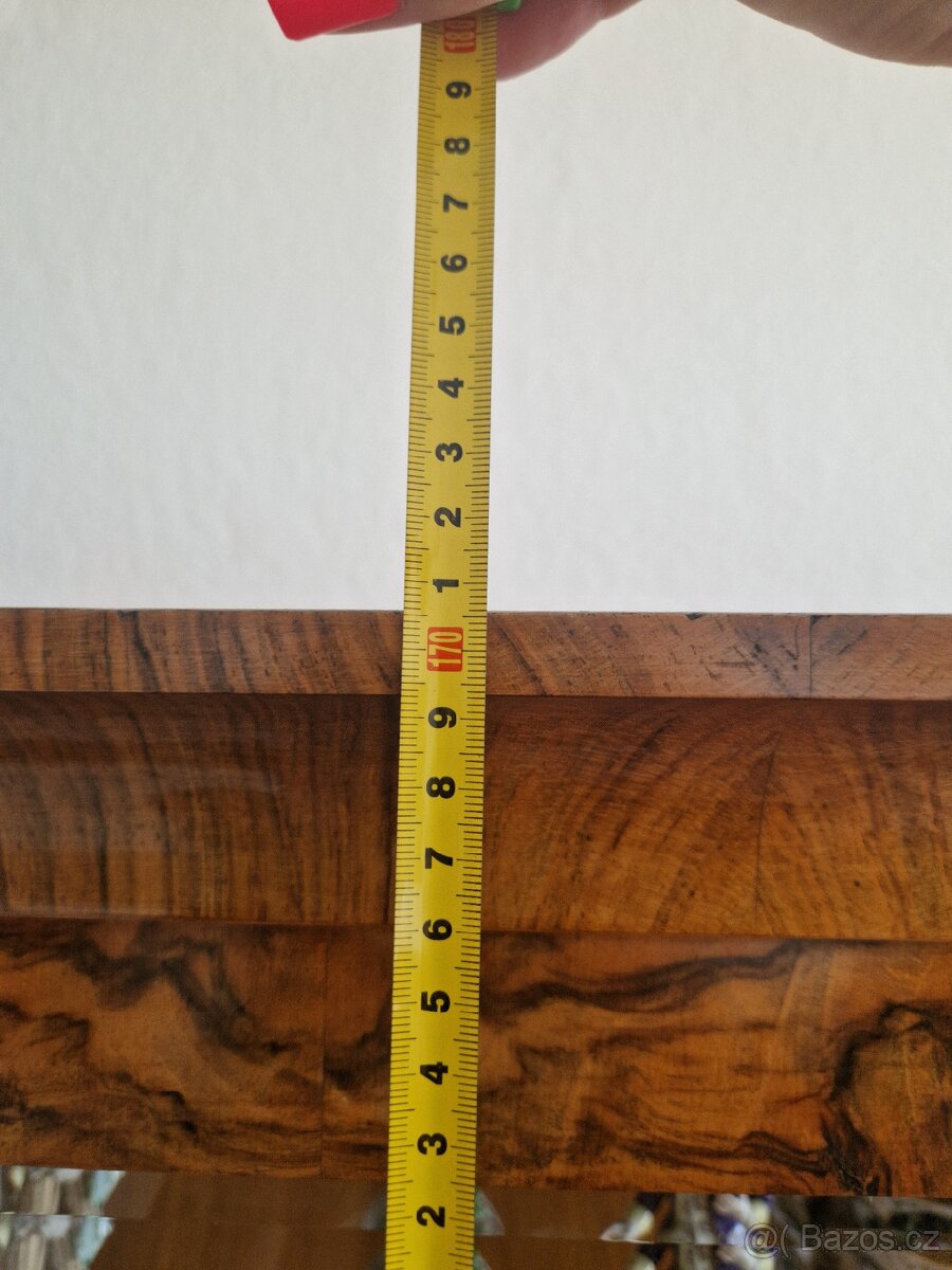 Starožitná vitrína - 4
