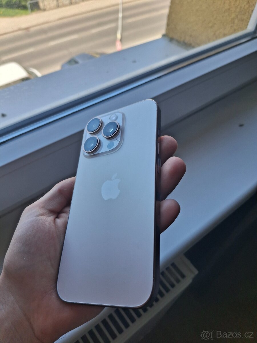 iPhone 16 Pro - Desert Titanium - 4