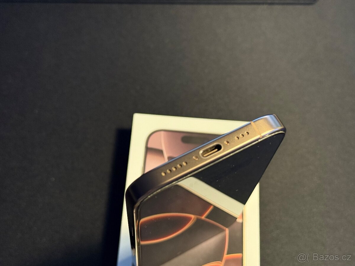 Apple iPhone 16 PRO desert Titanium - 4