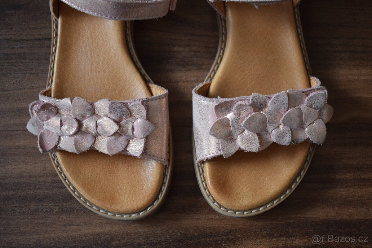 Třpytivě růžové sandále Froddo vel. 31 - 4