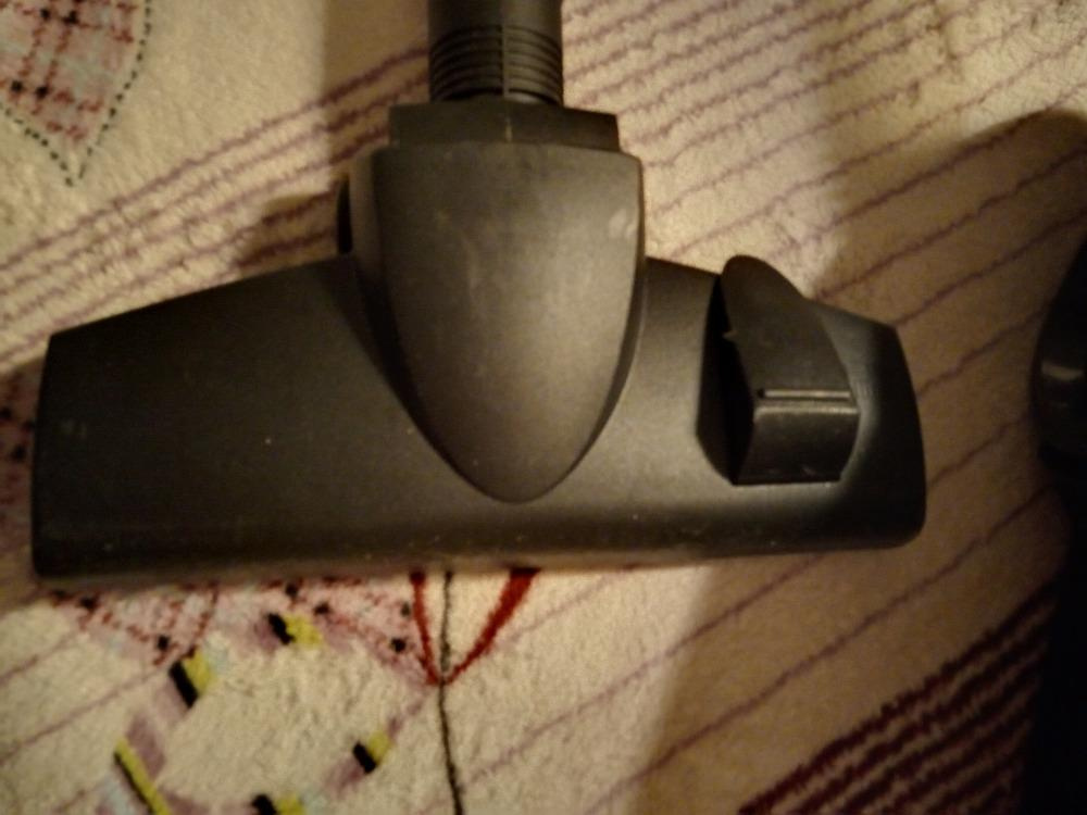 NOVÝ sáčkový vysavač Bosch, malý a lehký - 4