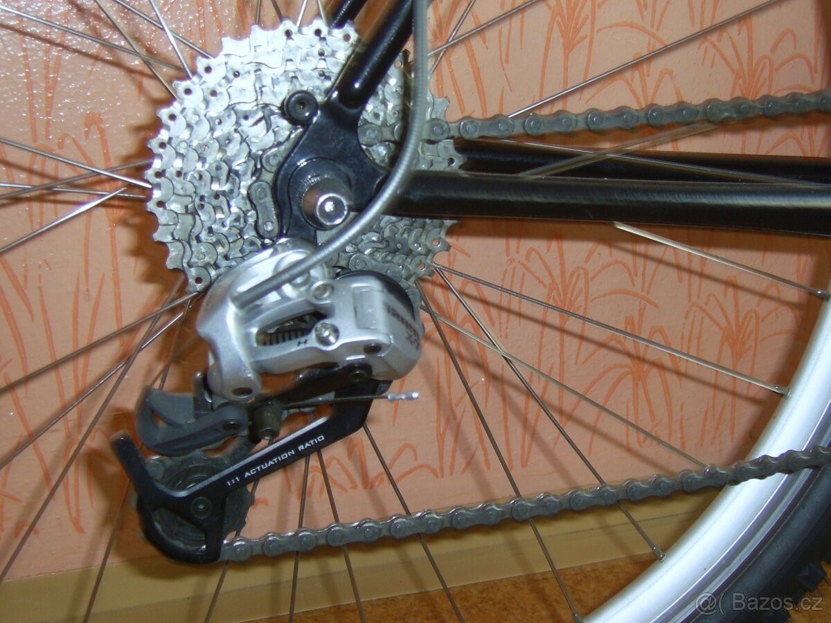 Horské - trekové kolo Specialized - 4