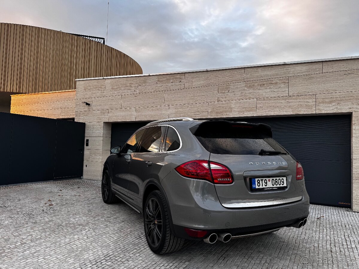 PORSCHE CAYENNE 3.0 TDI 180 kW | ČR | 2. MAJITEL - 4