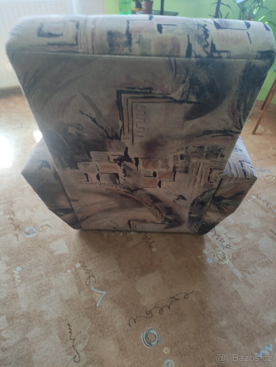 Křeslo v krásném stavu - 4