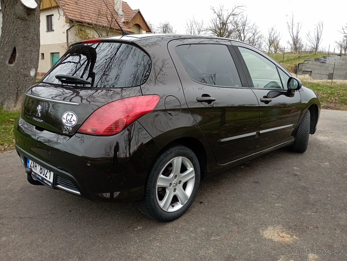 Peugeot 308, 1,6HDi, 82kW, navigace, TZ, čidla přední+zadní - 4
