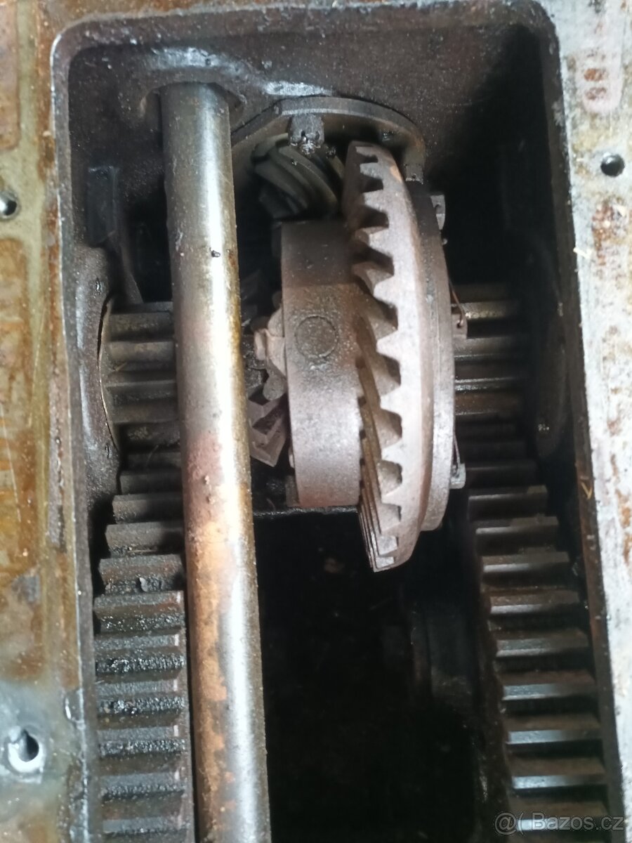 Prodám na Zetor 25 N - 4