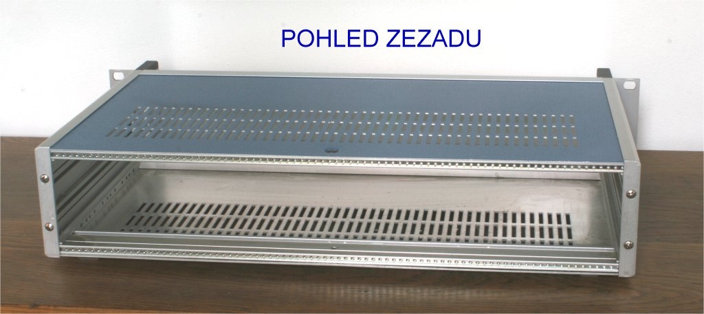 kovová přístrojová skříňka - 4