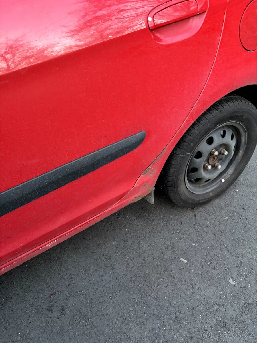 Kia Pikanto 2006 - 4