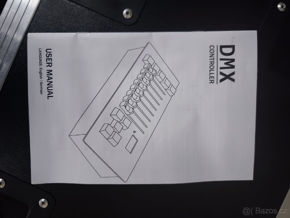 Kompaktní DMX ovladač - 4