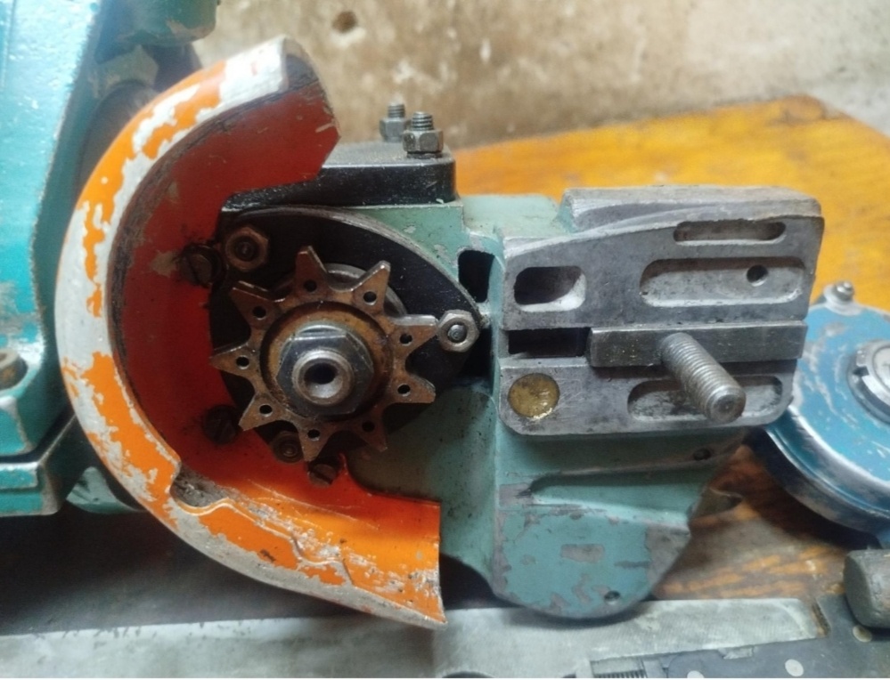 Motorová pila družba - 4