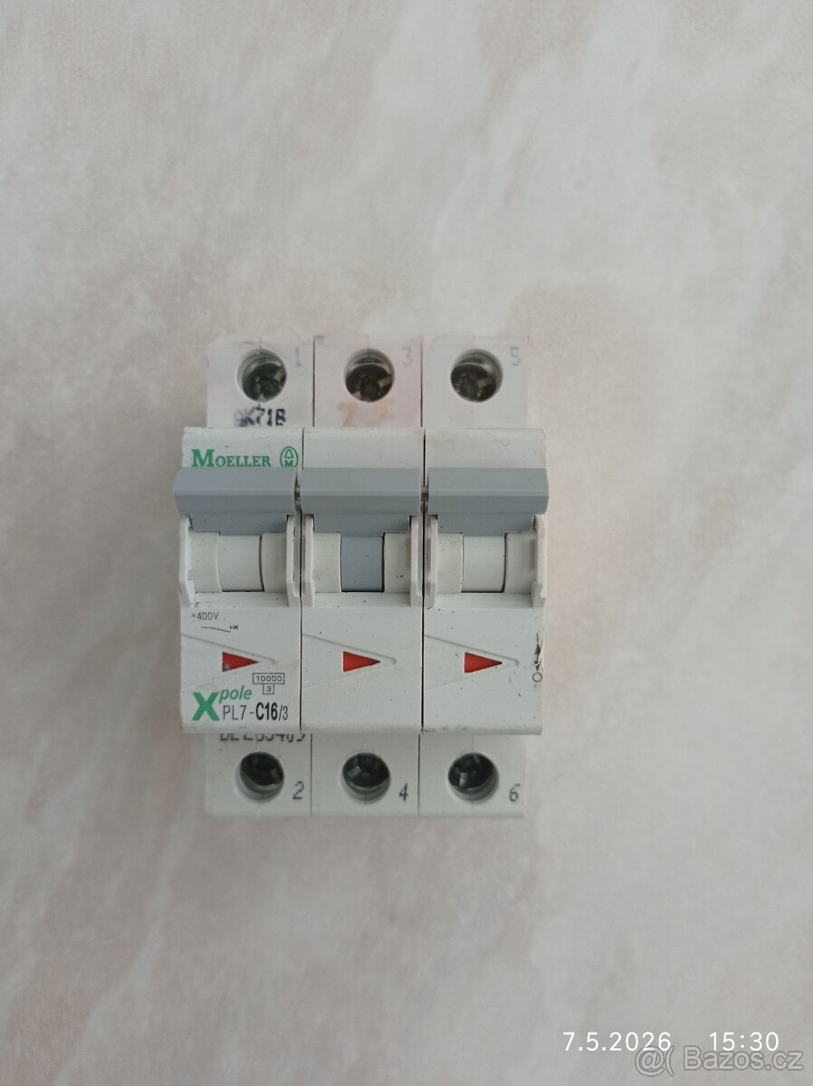 jističe - 4