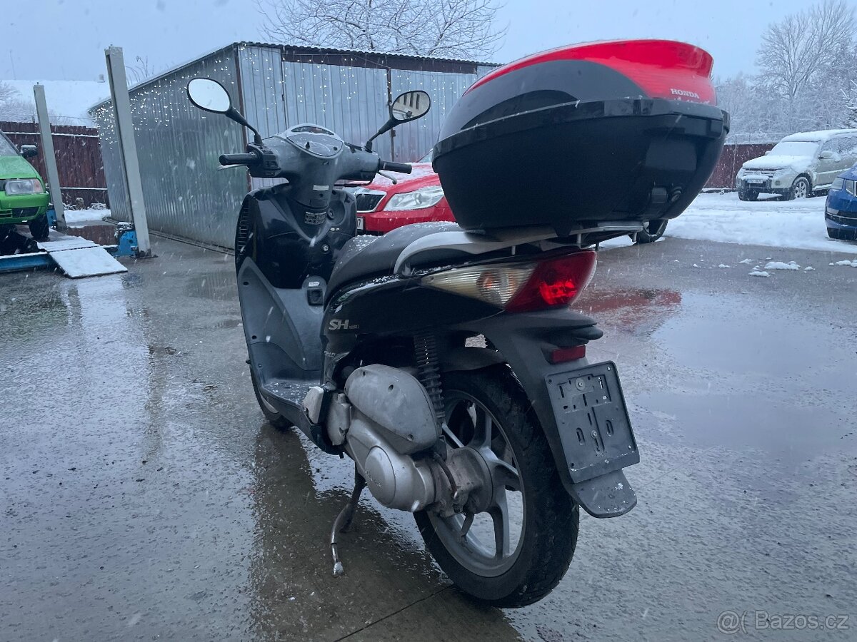 Dily Honda SH 125 i. - 4