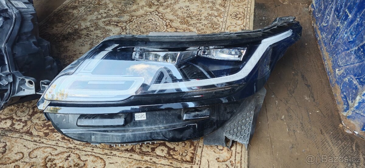Leve prave svetlo full led range rover velar l560 - 4