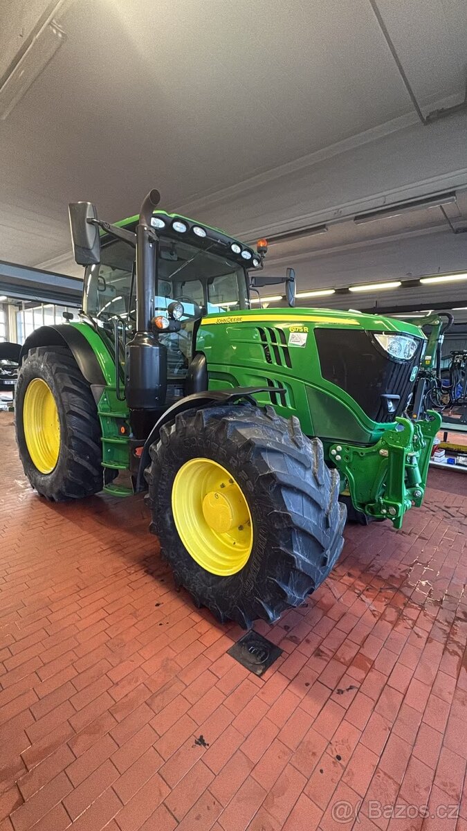 John Deere 6175R - 4