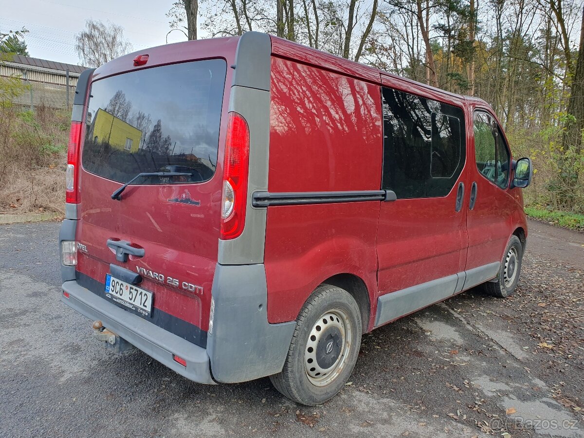 Opel Vivaro. Nová TP do 2/2028. 2,5 CDTI, 107 KW. - 4