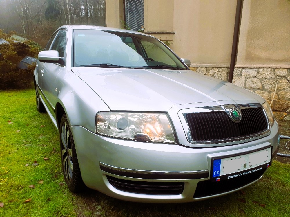 Škoda Superb 2,5 TDI 6V 120 KW, Automat - 4