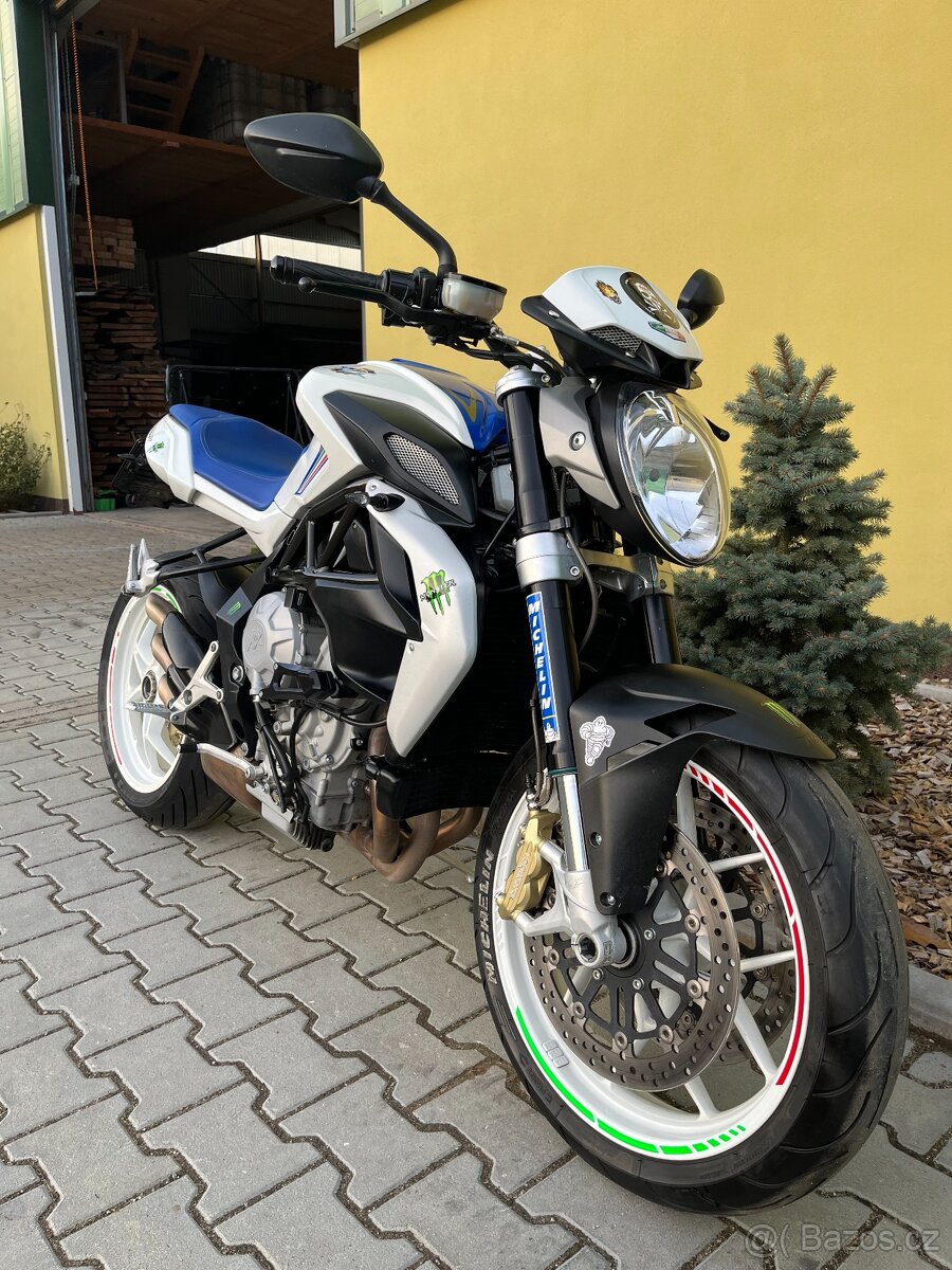 MV Agusta Brutale 800 - 4