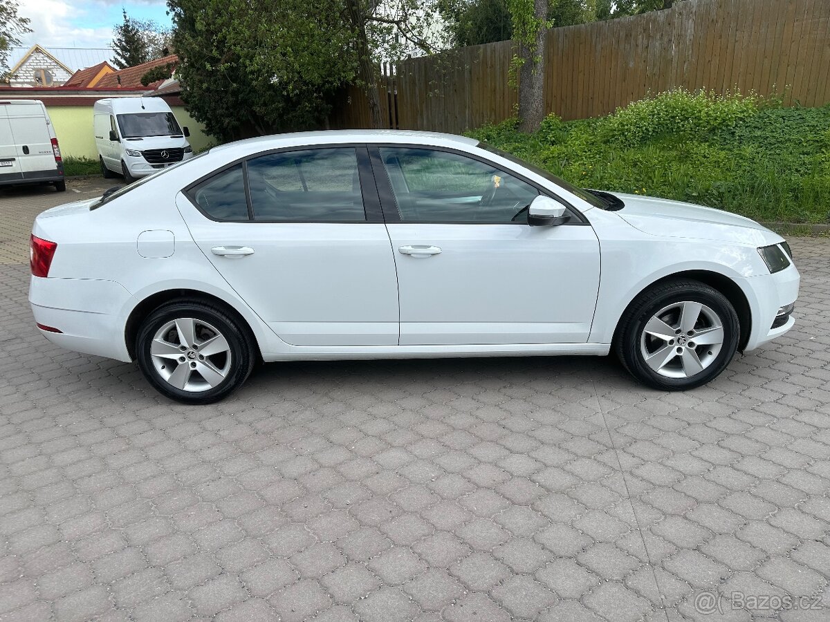 PRONÁJEM VOZIDLA SKODA SCALA, CNG, R.V.2022, NA TAXI / UBER - 4