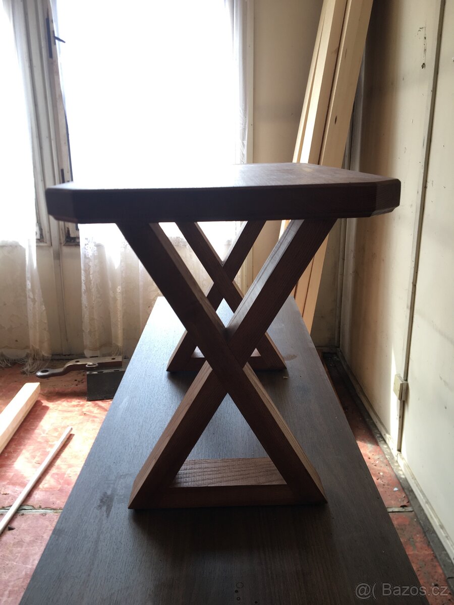 Konferenční stolek z masivu - 4