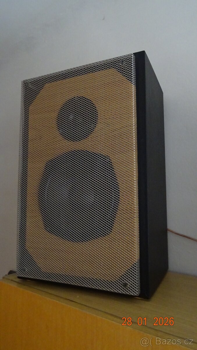 prodám komplet zesilovač + cd + repro - 4