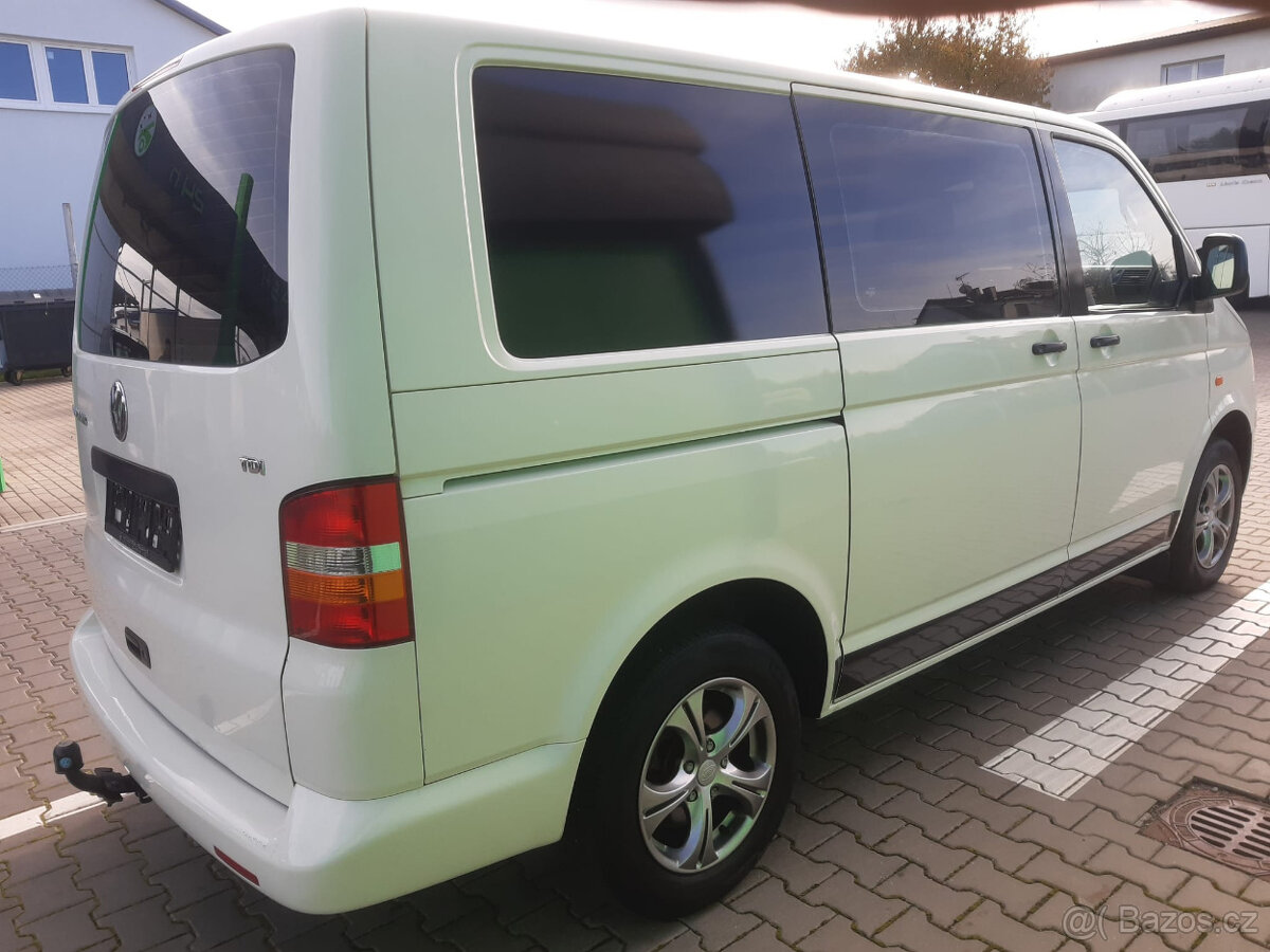 VW Transporter T5, 1,9tdi 63kw, r.v:2004, 5míst - 4