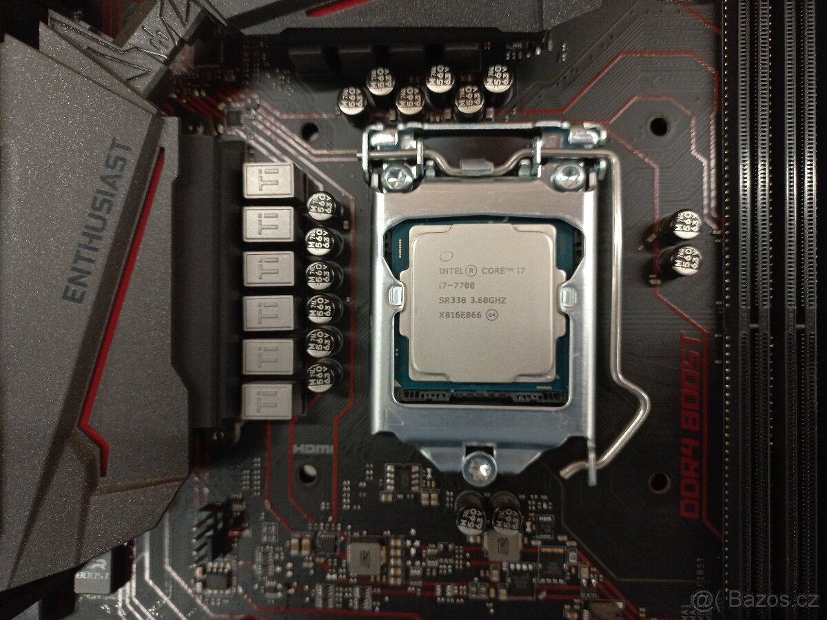 MSI Z270 Gaming M3 + i7 7700 - 4
