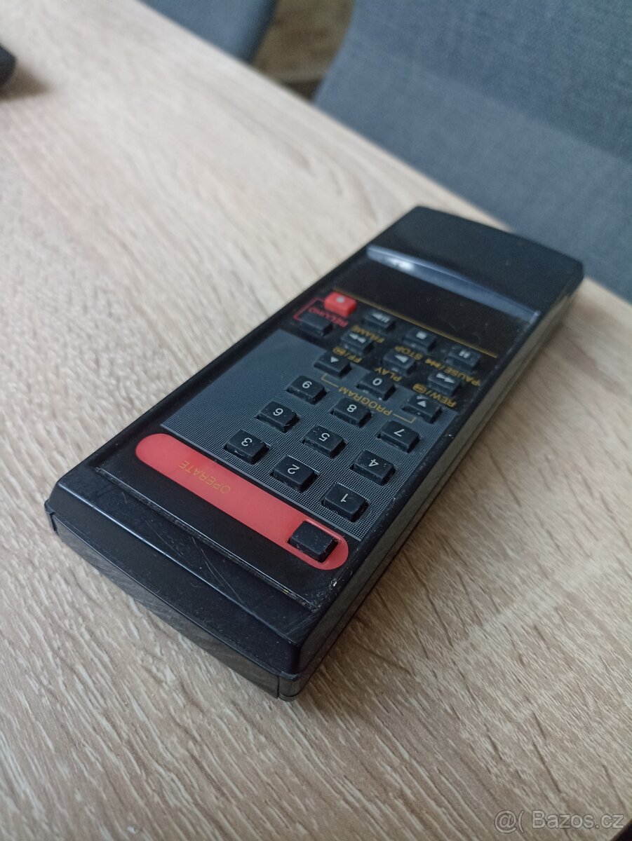 Retro dálkový ovladač GoldStar - 4