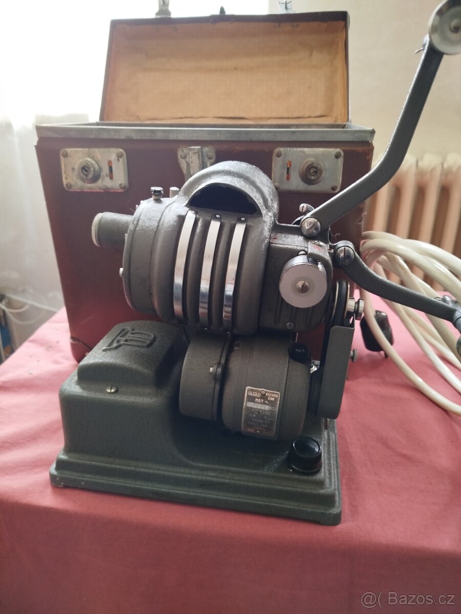 Projektor 8mm - 4