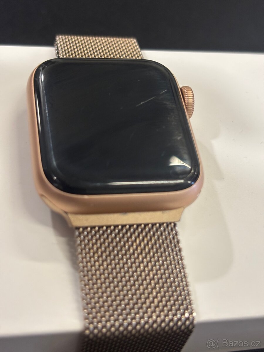 Apple Watch SE 40mm - 4