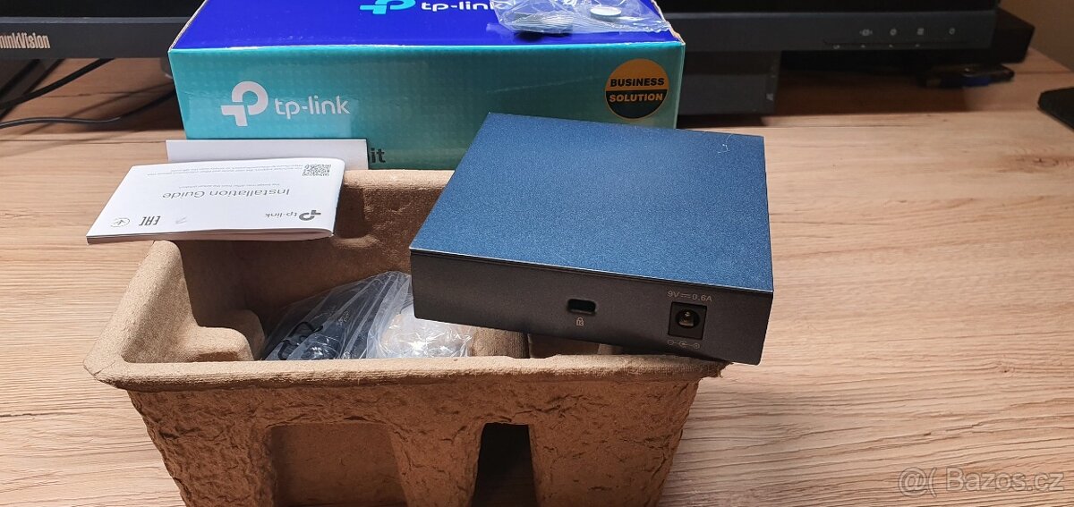 4 portový switch TP-Link TL-SG105 - 4