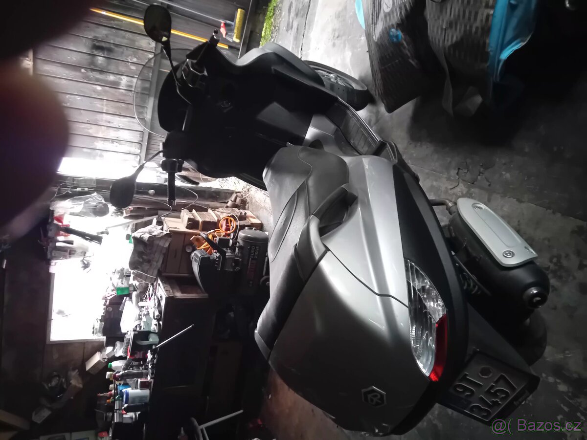Prodam PIAGGIO MP3 ,skutr - 4
