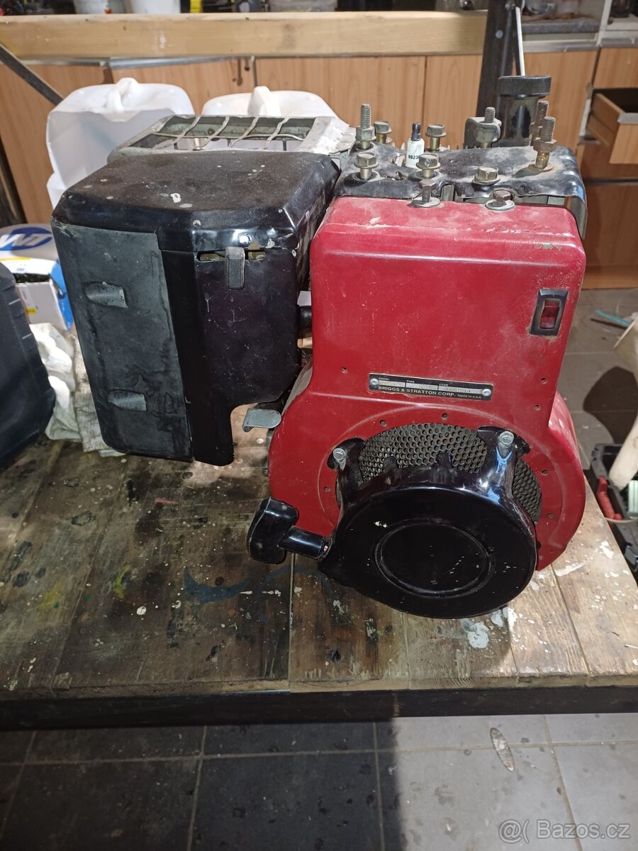 Poškozebý motor z DH 0115 - 4