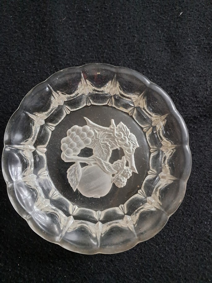 starožitné misky a tácy s ornamentální řezbou - 4