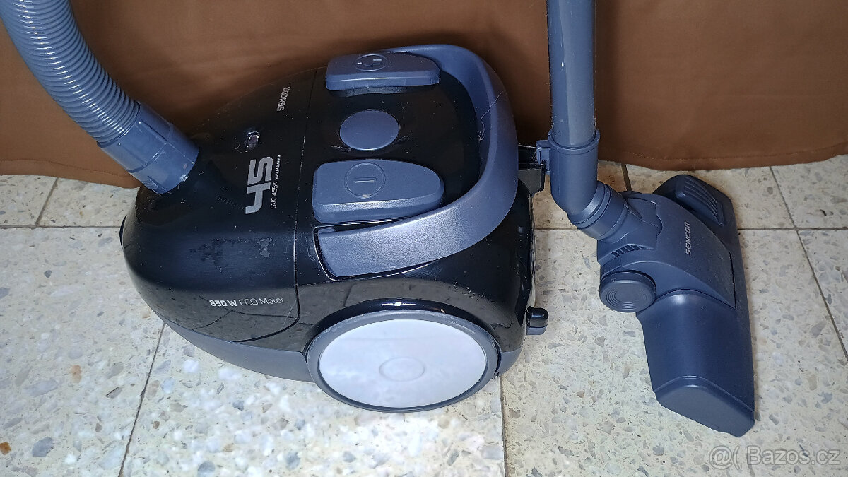 vysavač Sencor SVC 045BK - 4