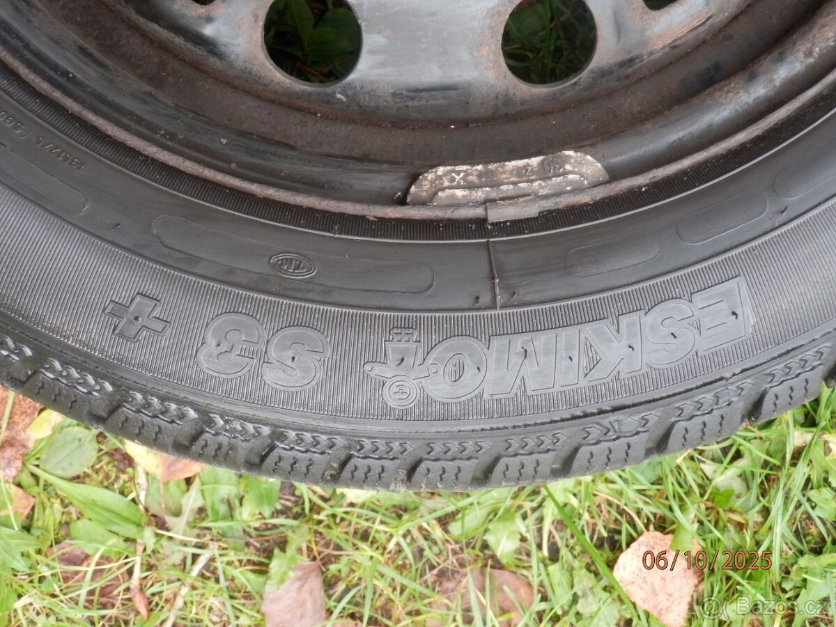 2xObutá zimní kola ŠKODA RAPID 15tky ET 38 185/60 R15 2x5,5 - 4