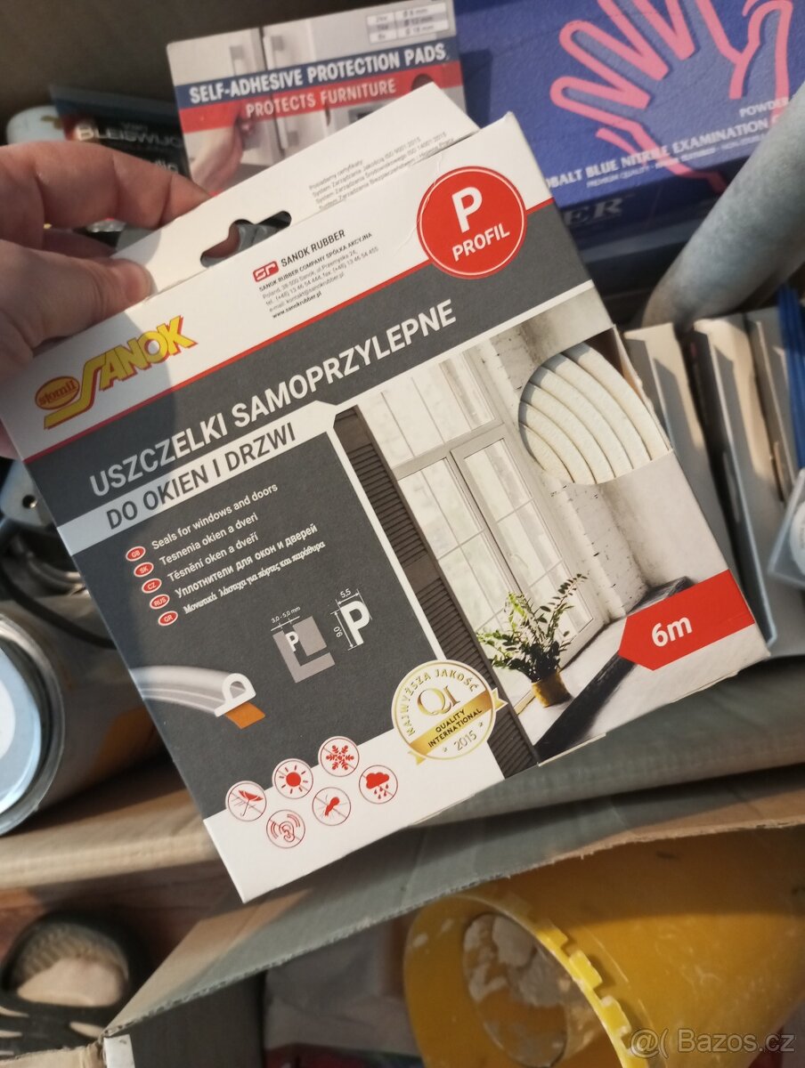 Krabice plná věcí na tvoření - 4