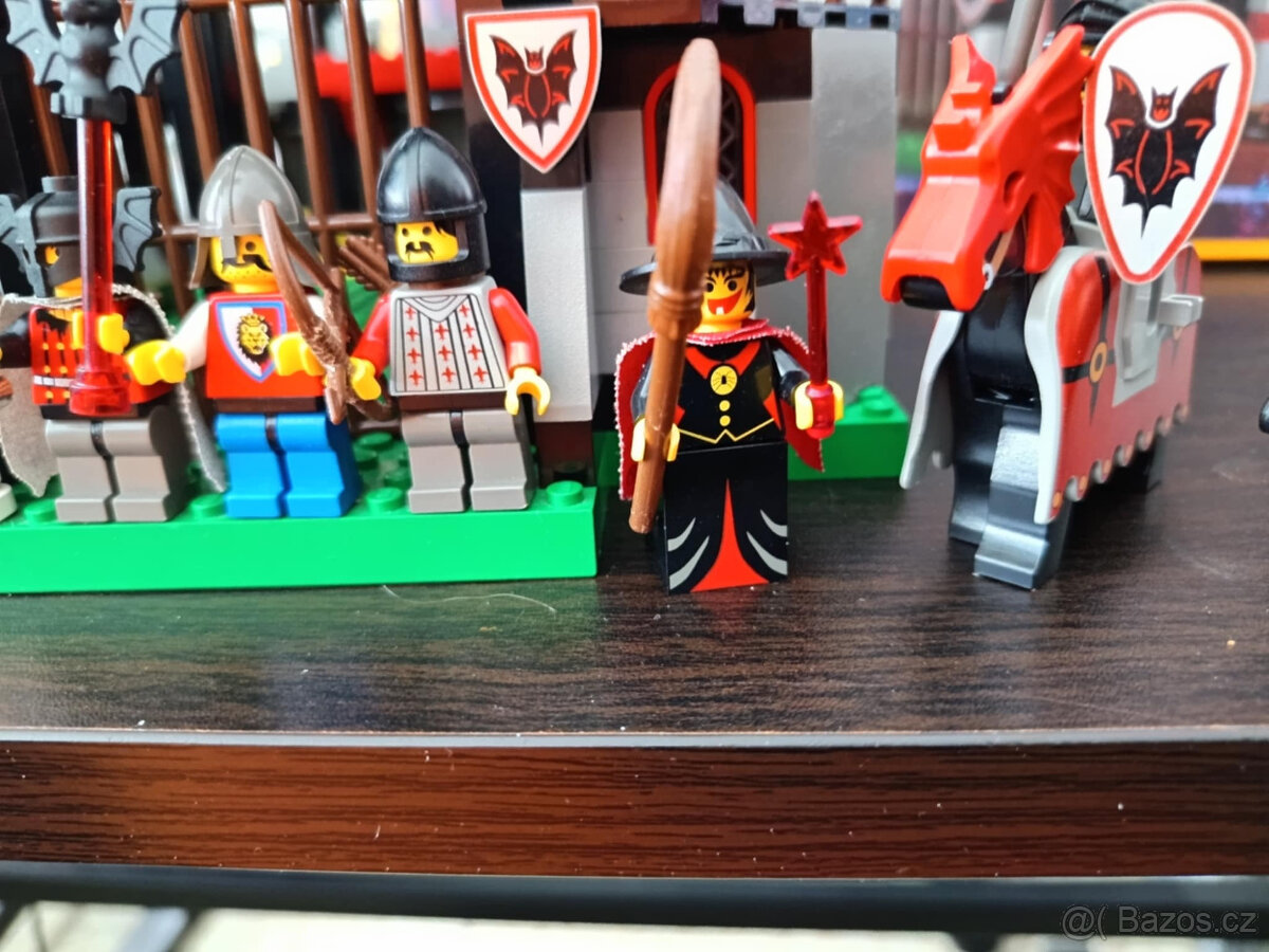 LEGO Castle 6097 Night Lord's Castle +návod +box - 4