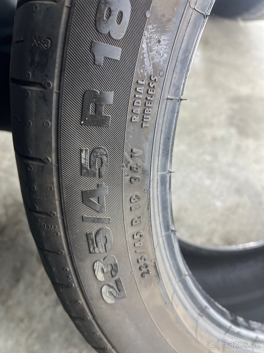 Letní pneu 235/45/18 - 4