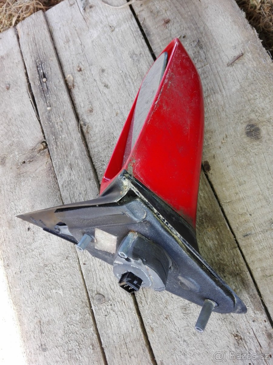 Ford Mondeo II / 2 1.8TD combi - náhradní díly - 4