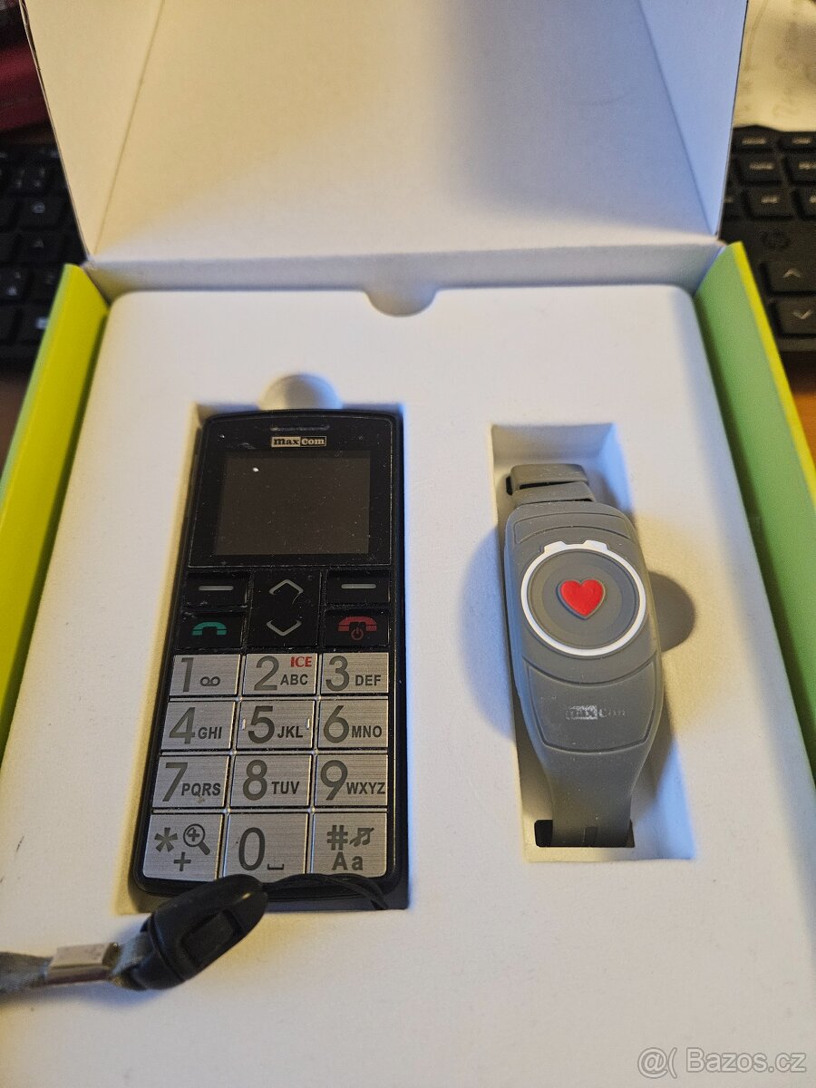 Mobilní telefon pro seniora - 4