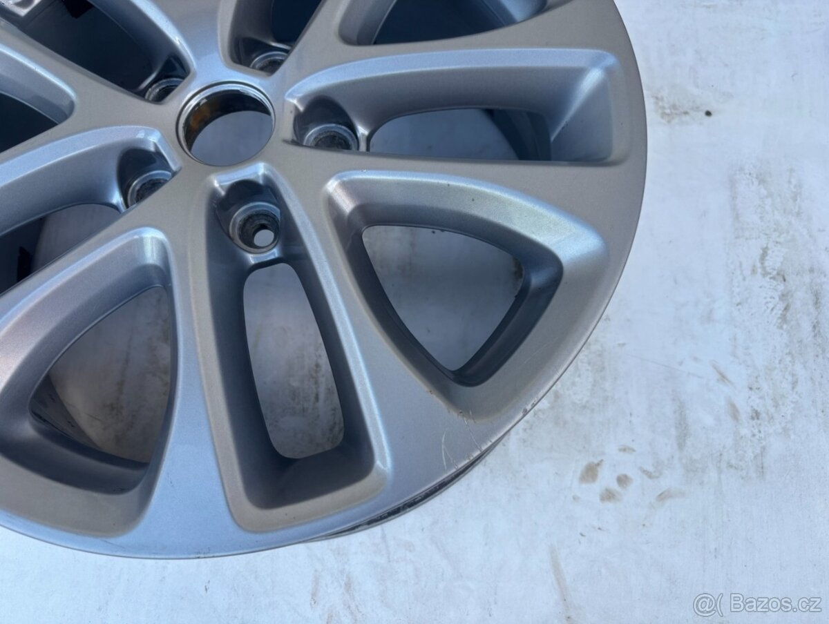 Alu kolo 17" Renault Megane 4 - (16) - 4