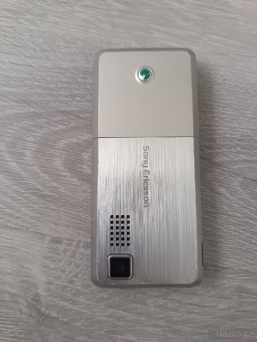 Sony ericsson T250i - 4