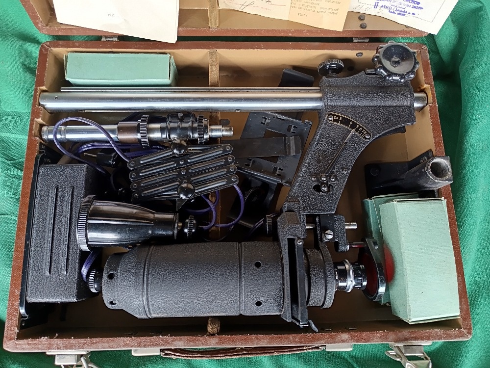 Zvětšovací přístroj vyrobený v SSSR - 4